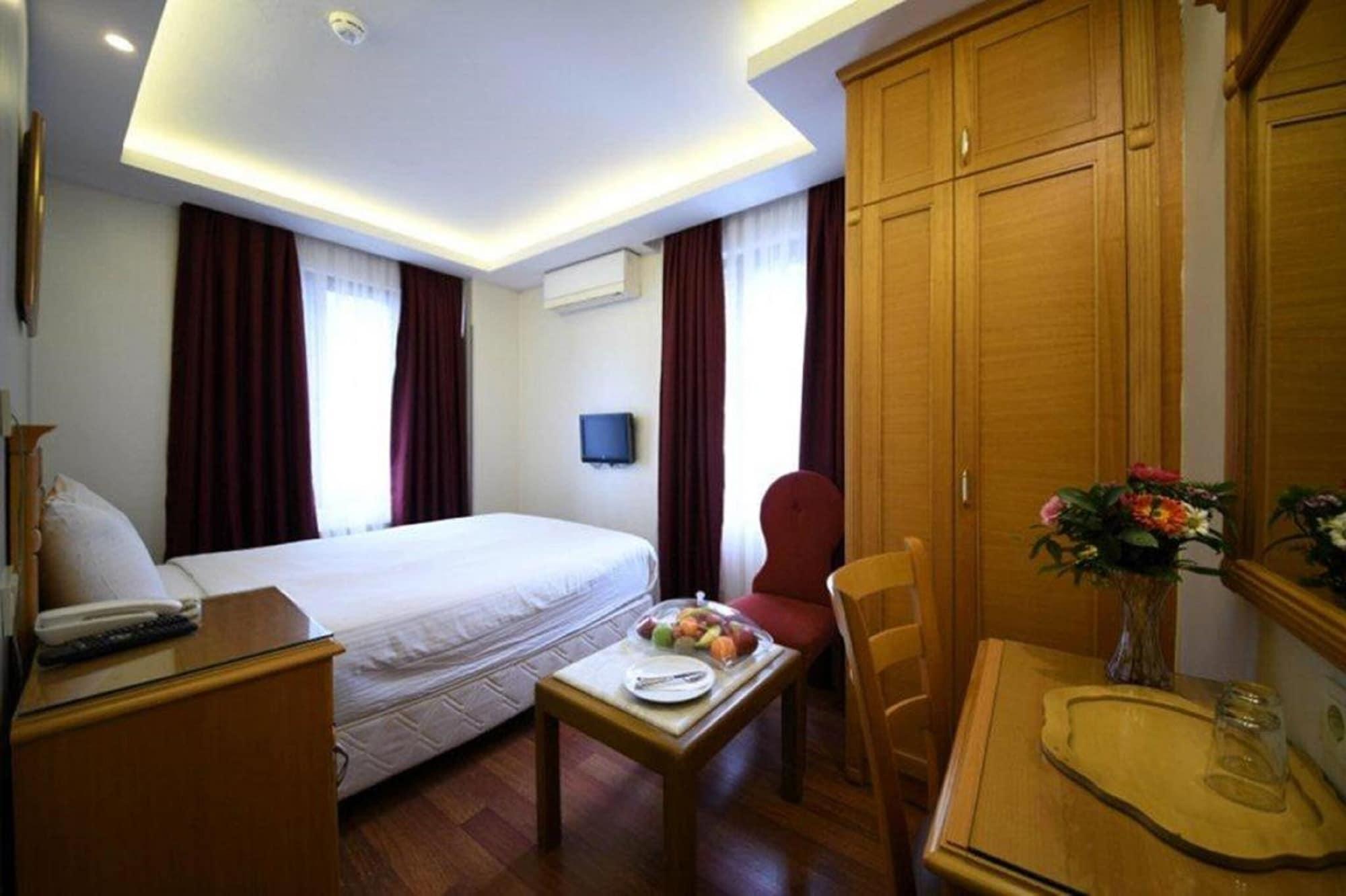 Park Star Hotel Taksim Стамбул Экстерьер фото